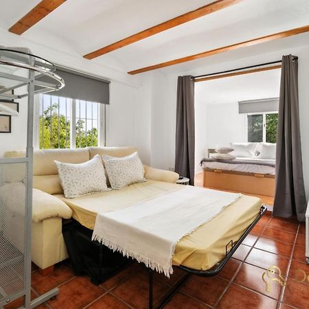 Casa de 2 dormitorios con piscina privada y desayuno incluido en los pinos de Alhaurin Alhaurín de la Torre Exterior foto