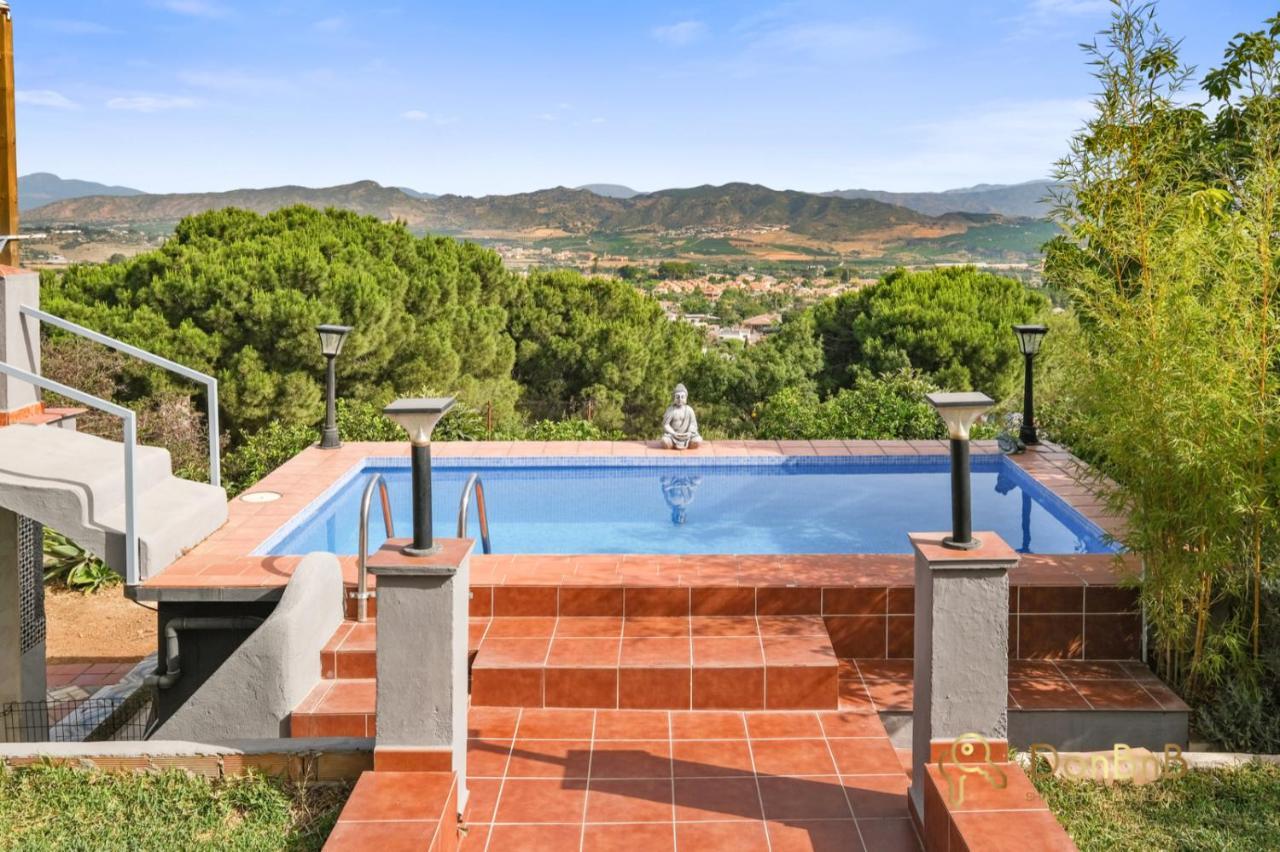 Casa de 2 dormitorios con piscina privada y desayuno incluido en los pinos de Alhaurin Alhaurín de la Torre Exterior foto